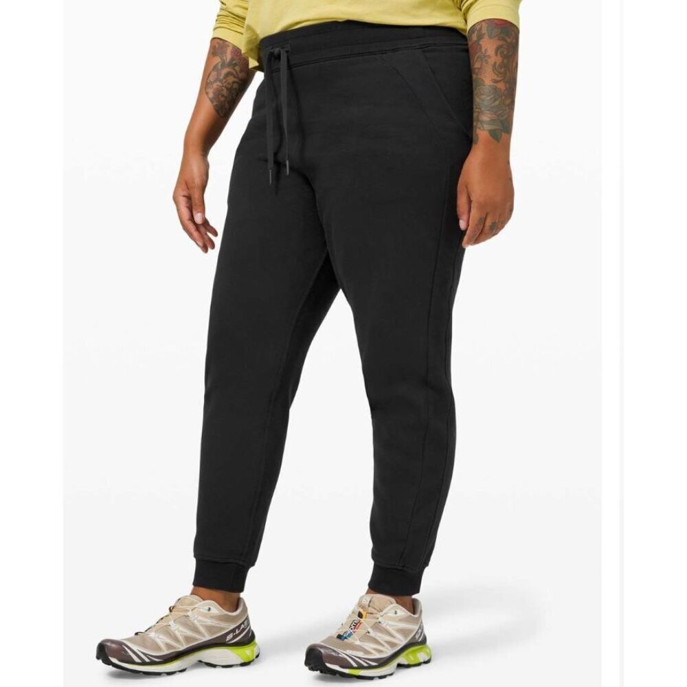 Lululemon Scuba Jogger Black Size 2